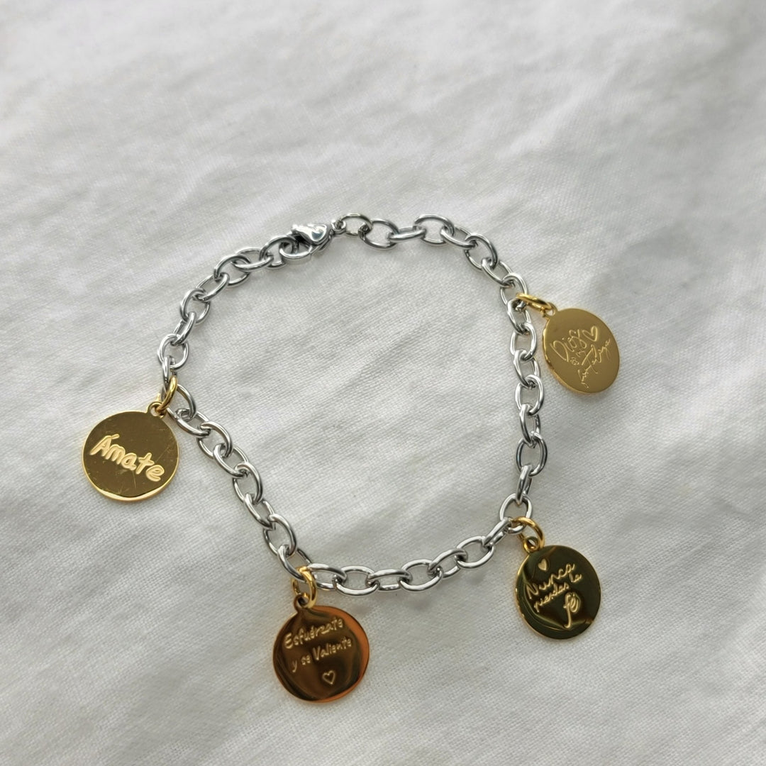 AMADAPULSERAZoé Del Mar