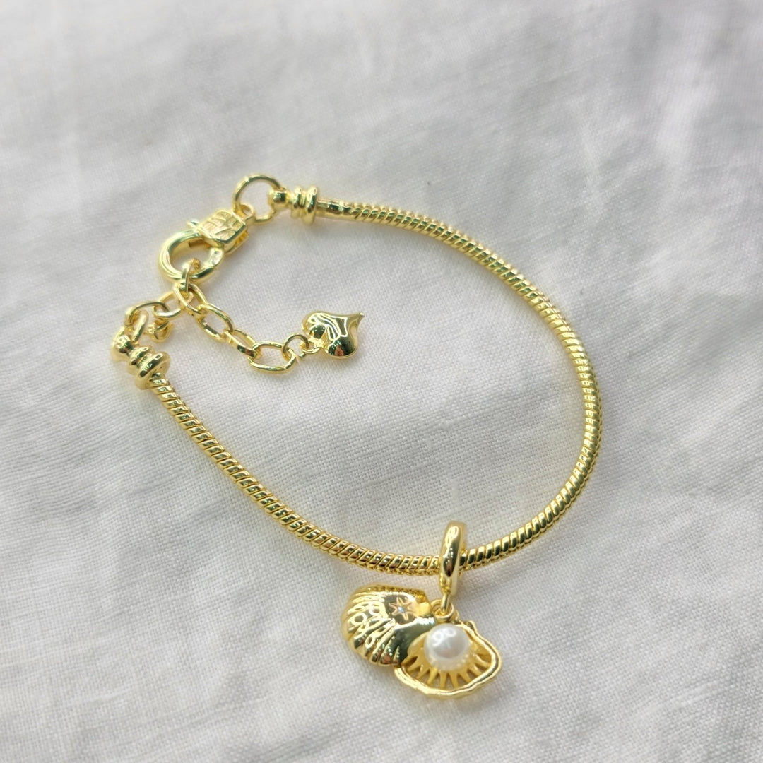 CONCHAPULSERAZoé Del Mar