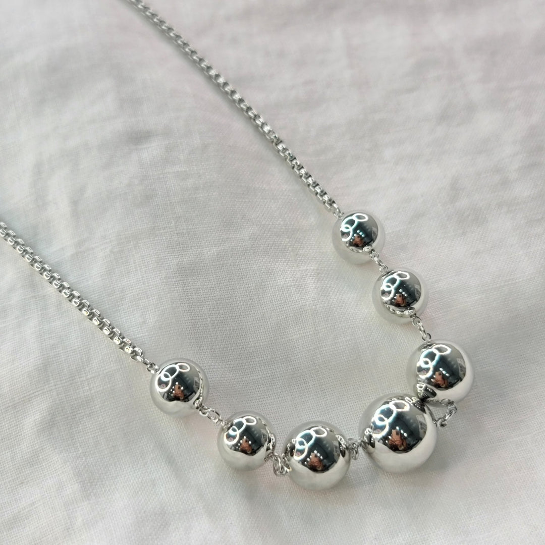 ESFERAANILLOSZoé Del Mar