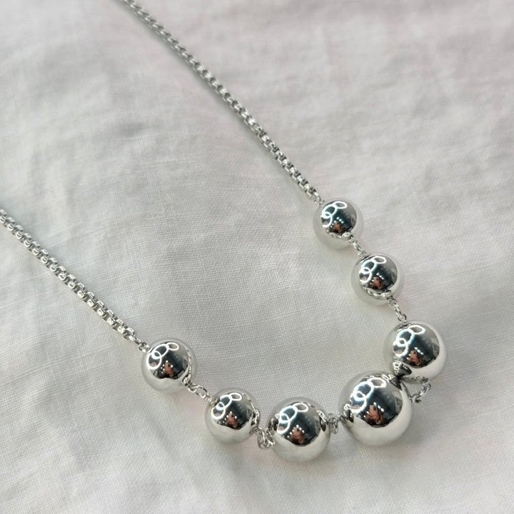 ESFERAANILLOSZoé Del Mar