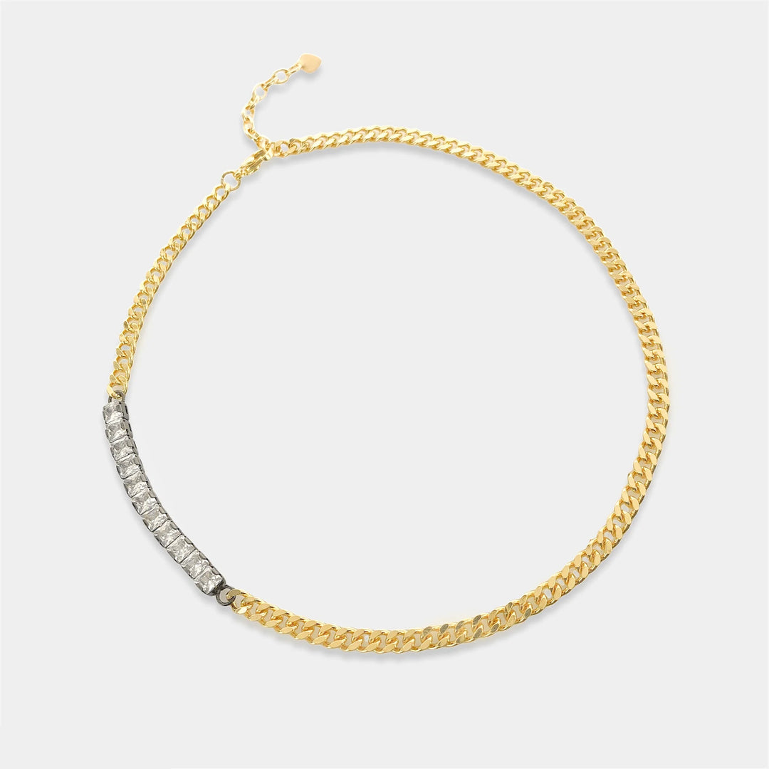 FLORACOLLARZoé Del Mar