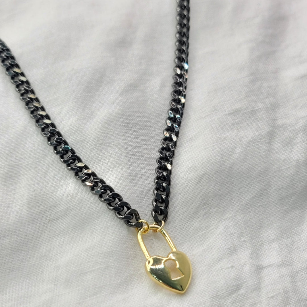 LOVECOLLARZoé Del Mar