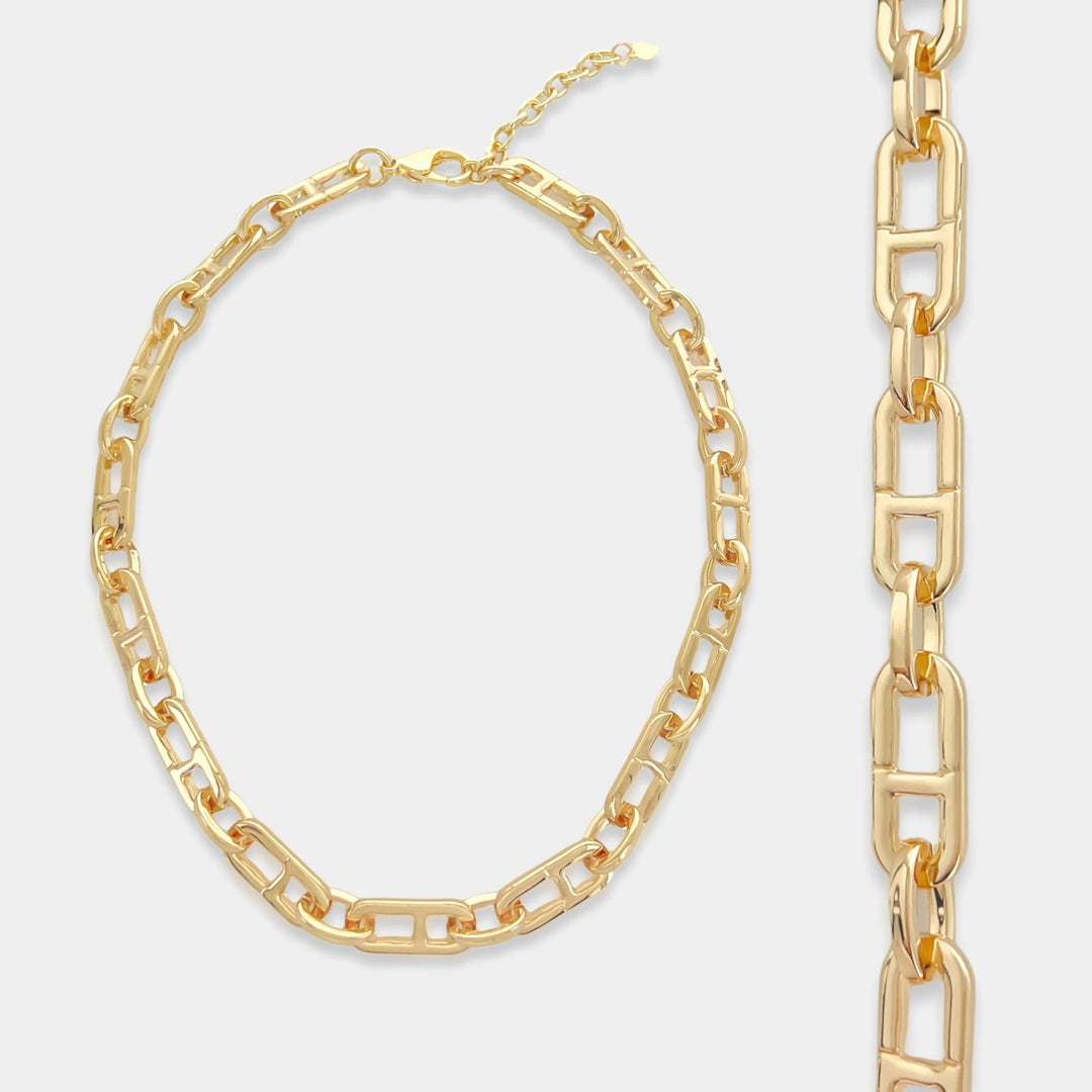 PILARCOLLARZoé Del Mar